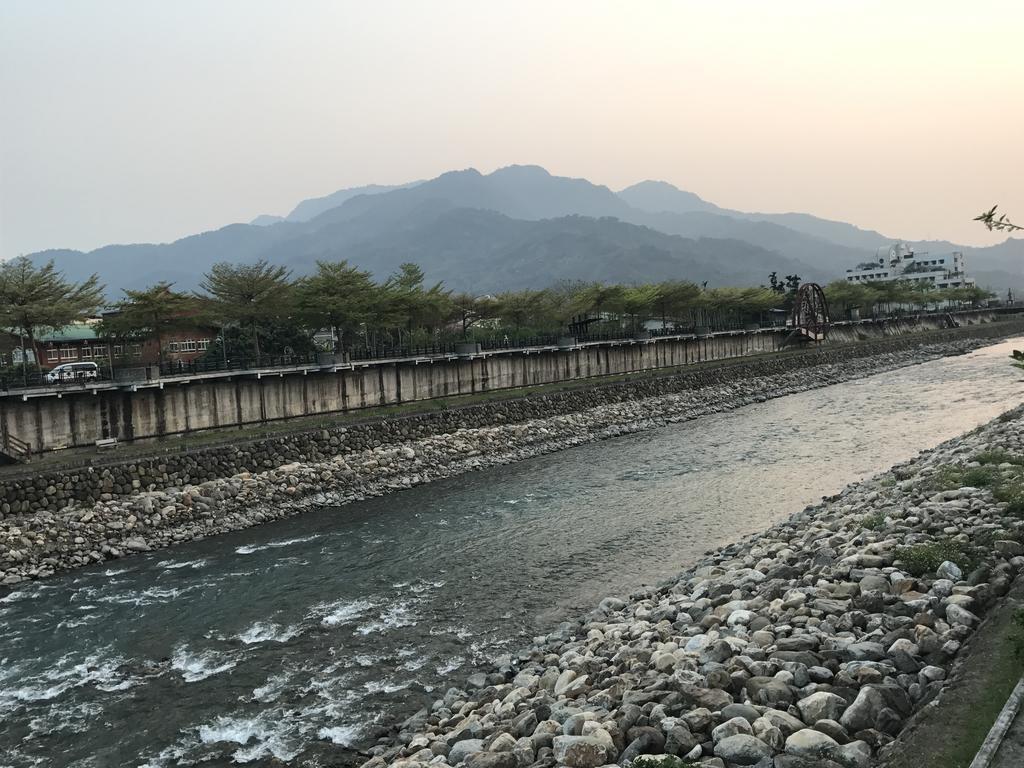 水里河堤咖啡民宿 Shuili Heti Coffee B&B Exteriör bild